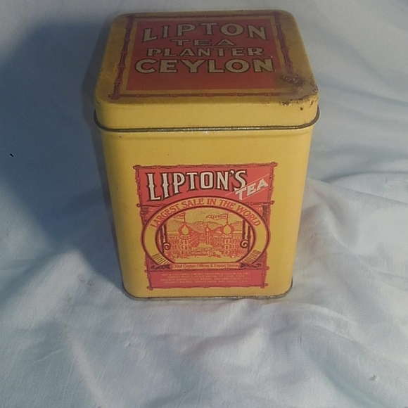 Bristolware Other - Vintage Lipton Tea Tin (Reproduction)